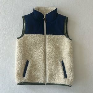 Boys Fuzzy Vest - Carter’s - 4T